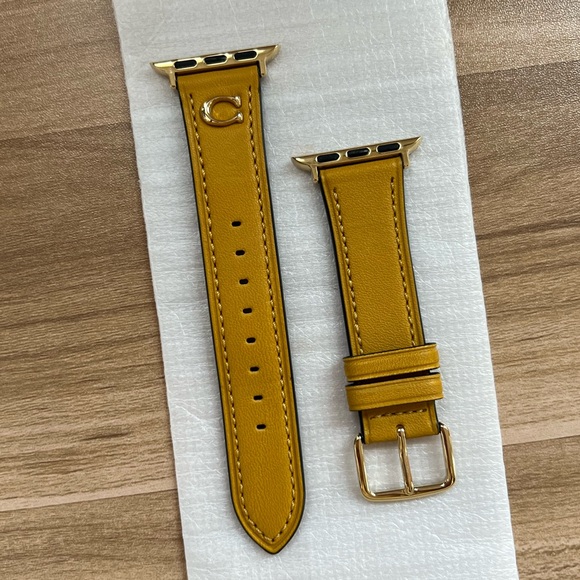 NWOB Coach Gold-Tone Leather Band 38mm-41mm - Picture 5 of 8